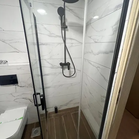 Nocleg ze śniadaniem Pansion Stadion 3*