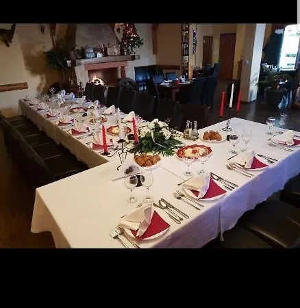 Pansion Stadion Nocleg ze śniadaniem 3*